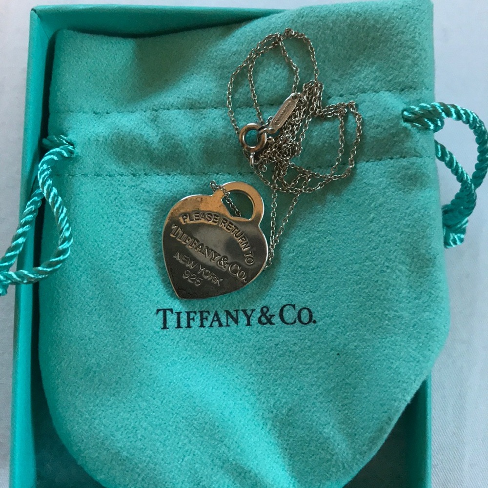 Tiffany heart pendant necklace